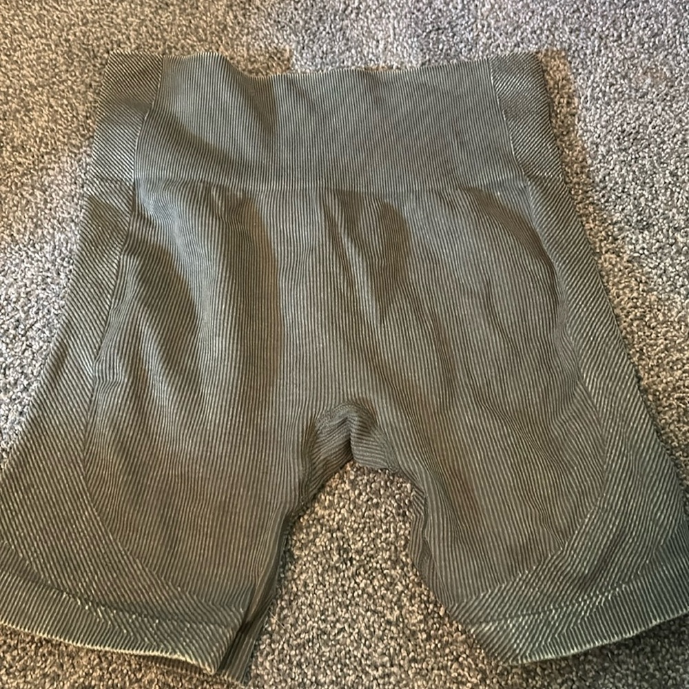 Target joy lab olive green biker shorts